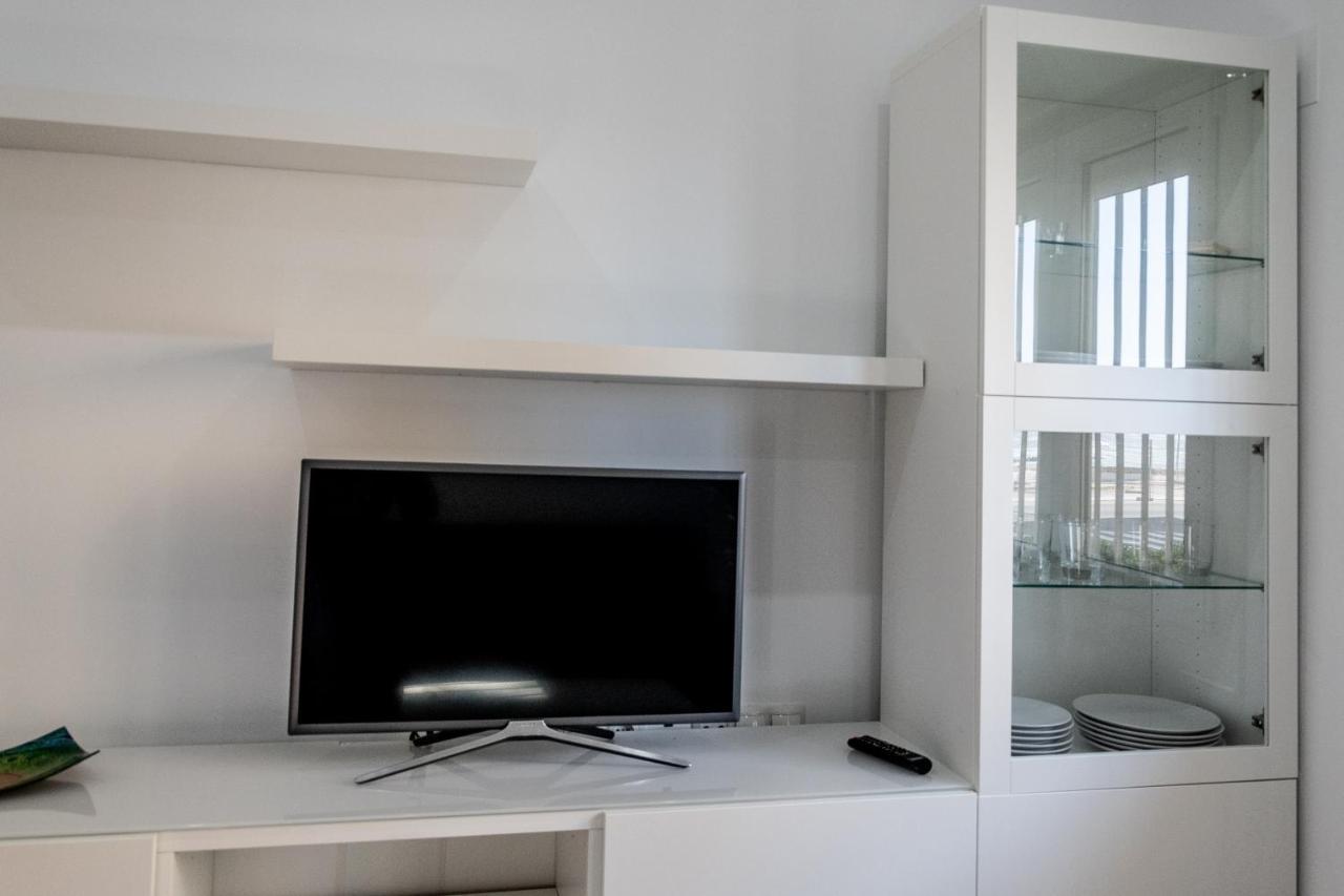 Apartamento Amanecer กาดิซ ภายนอก รูปภาพ